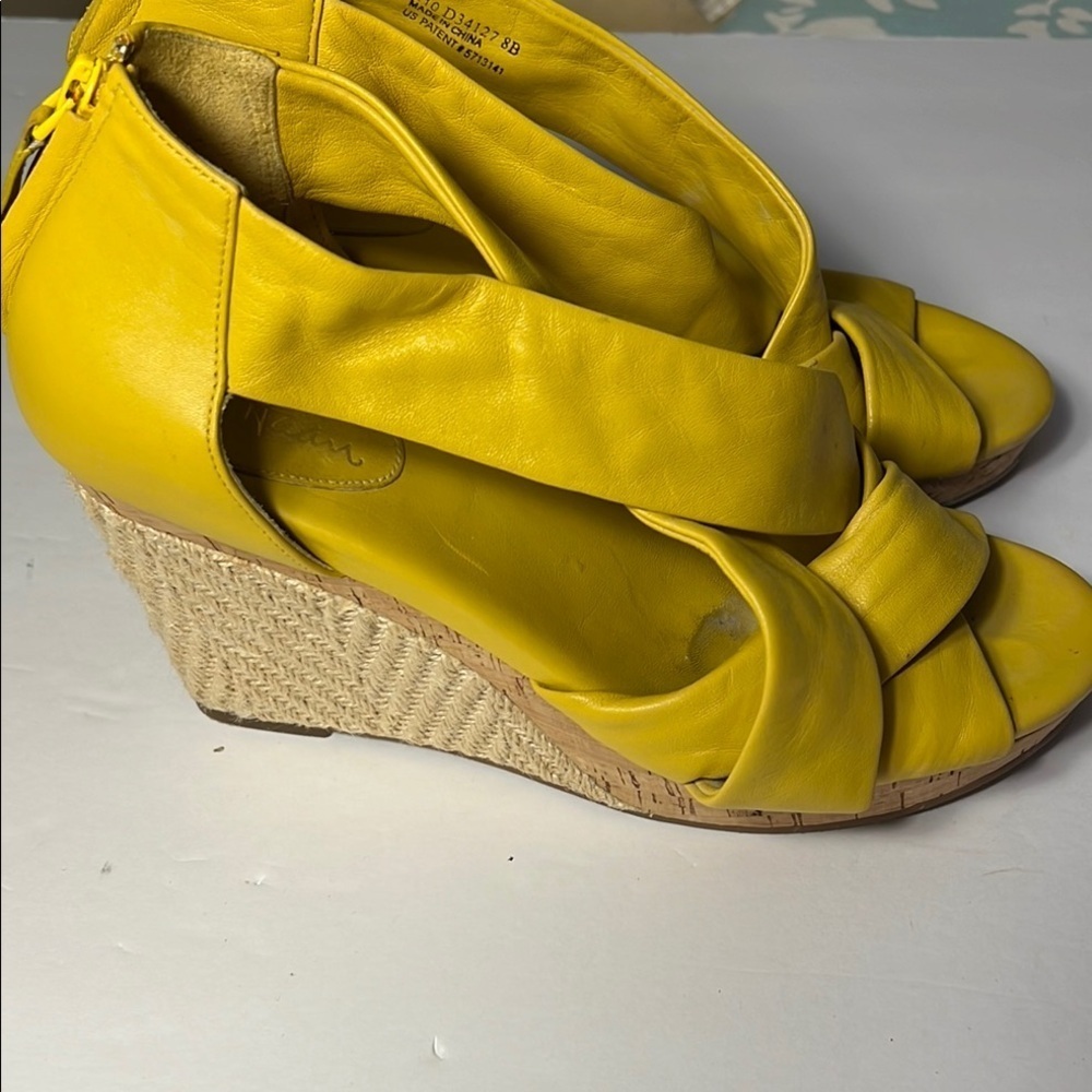 ☀️EUC Cole Haan Yellow Wedge Sandals size 8 ☀️ Cole Haan Yellow Wedge Sandals - Picture 5 of 14